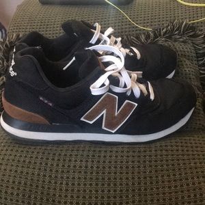 Black New Balance men’s size 8.5